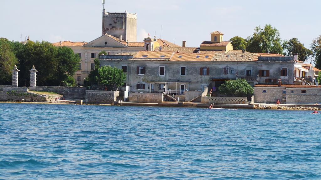 Apartments Henc Novigrad  Екстер'єр фото