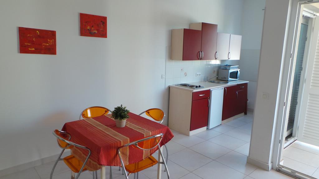 Apartments Henc Novigrad  Екстер'єр фото